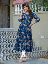 π¨ Navy Blue Ethnic Kurta with Printed Embroidery